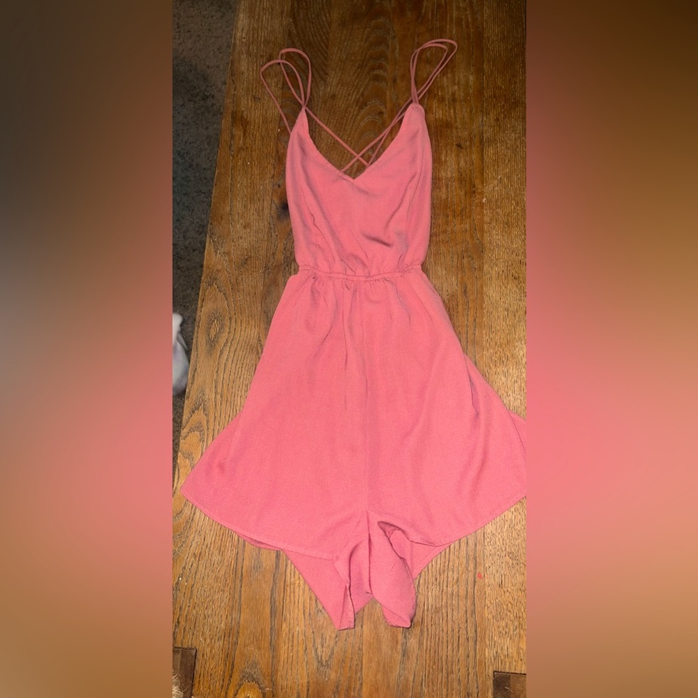 Dusty pink spaghetti strap backless romper